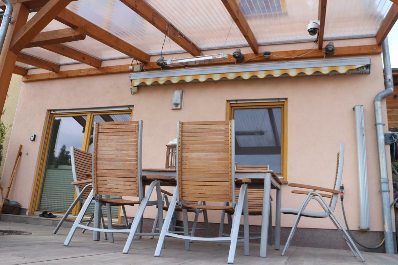 Romantische Ferienwohnung Mit Fantastischem Ausblick, Pool Und Gartensauna Ена Экстерьер фото